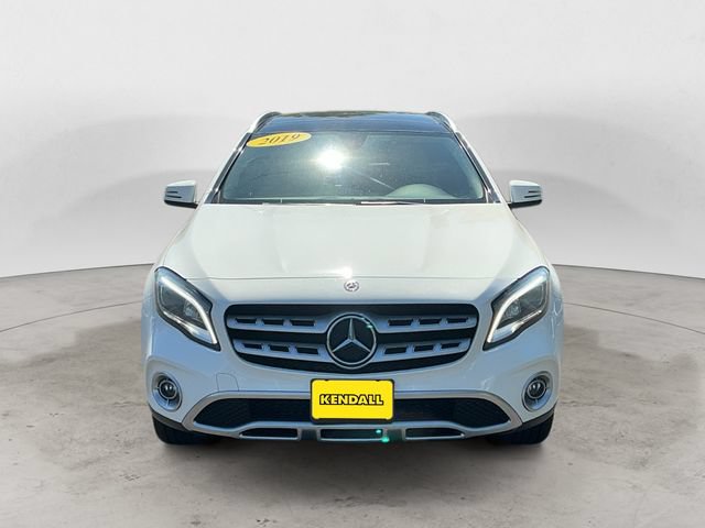 Used 2019 Mercedes-Benz GLA 250 4MATIC image 2