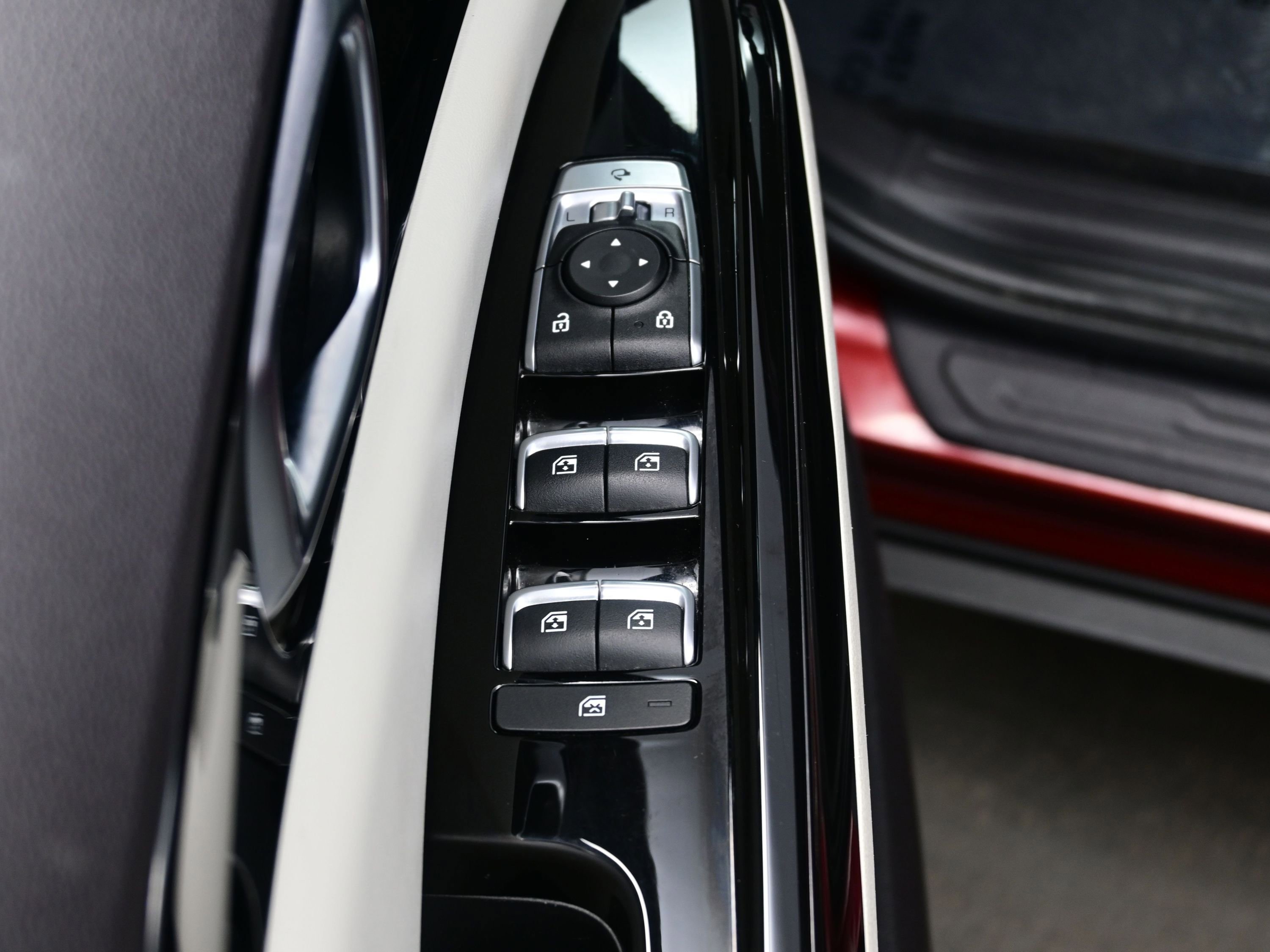 Used 2022 Kia Carnival SX Prestige image 10