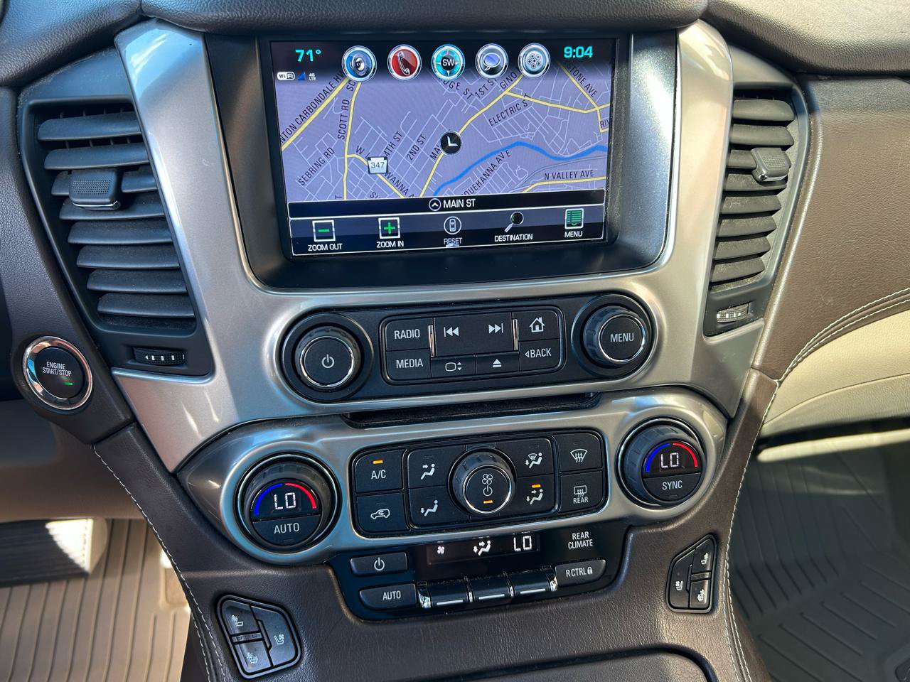 Used 2019 Chevrolet Tahoe Premier AWD/4WD image 16