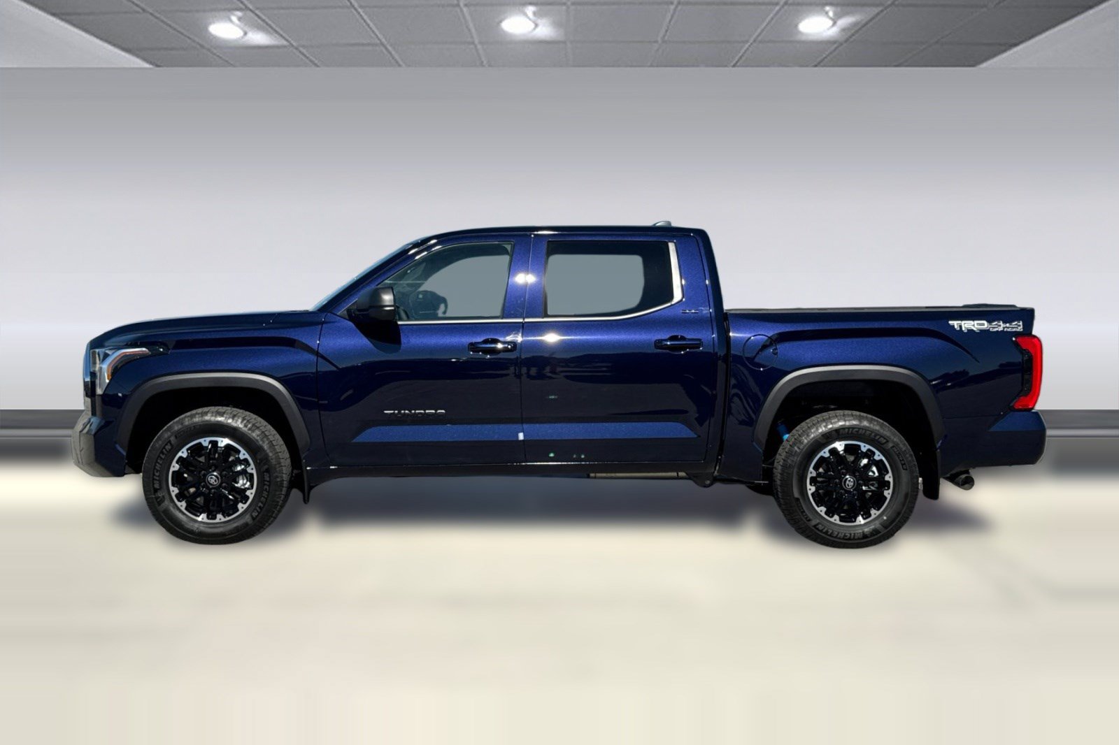 New 2026 Toyota Tundra SR5 AWD/4WD image 2