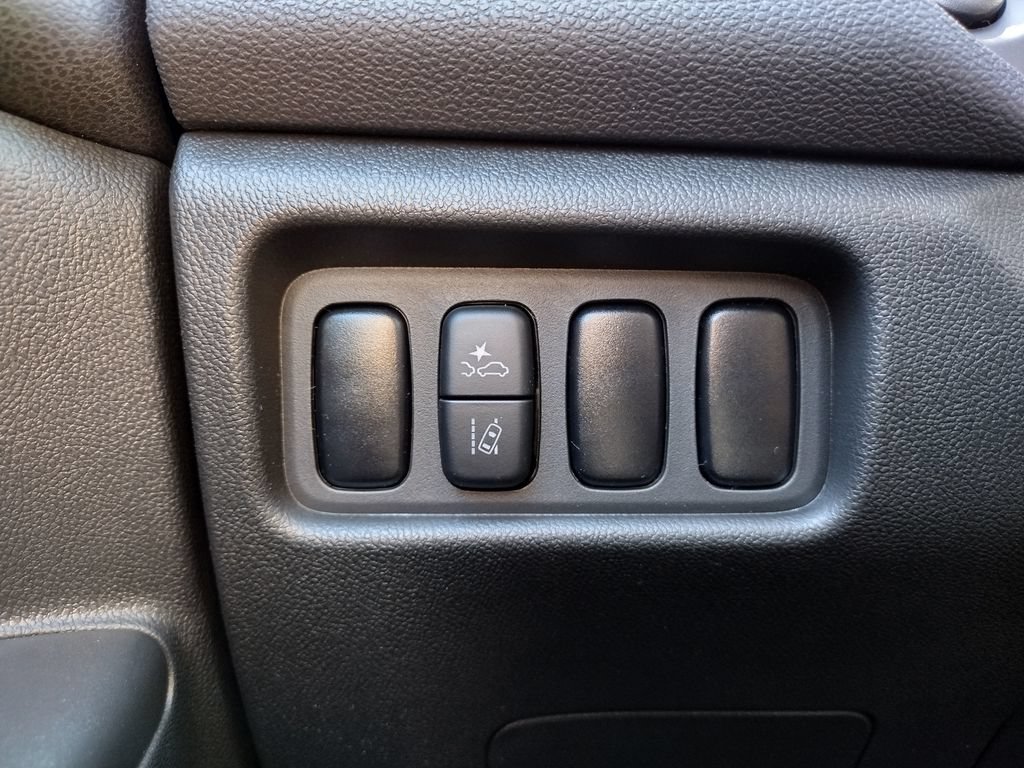 New 2026 Mitsubishi Outlander Sport LE AWD/4WD image 19
