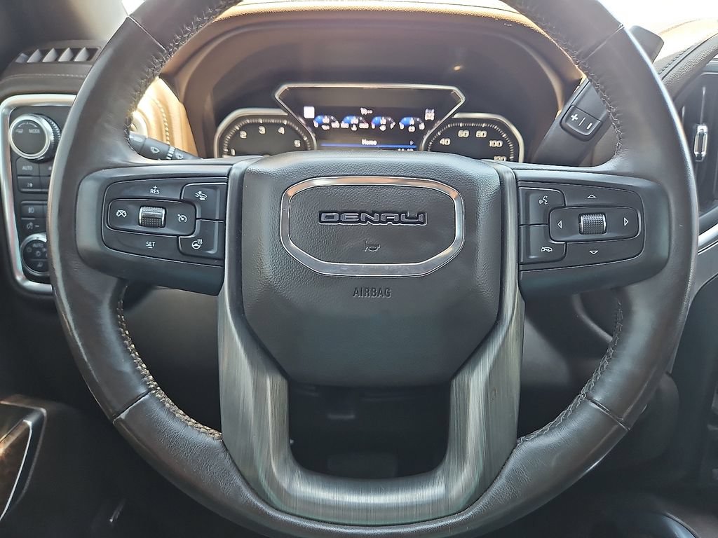 Used 2022 GMC Sierra 1500 Denali w/ Driver Alert Package II AWD/4WD image 19