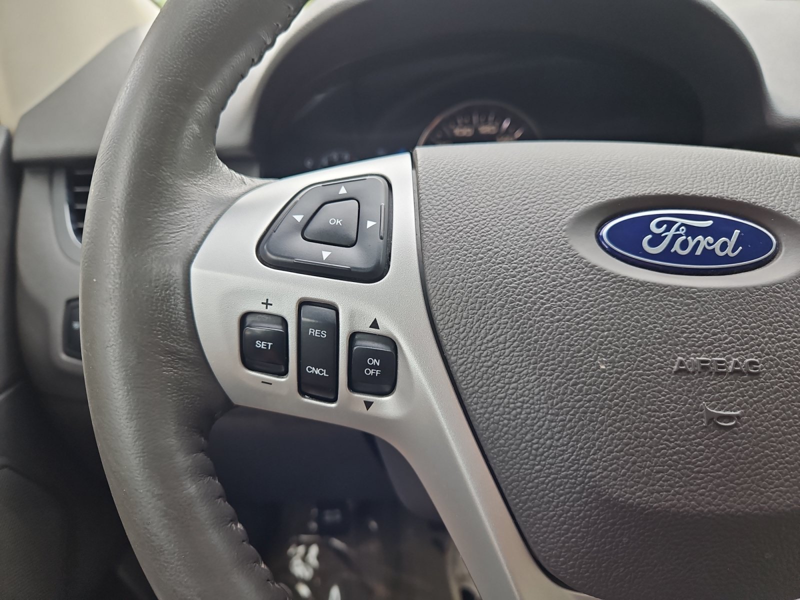 Used 2012 Ford Edge SEL AWD/4WD image 23