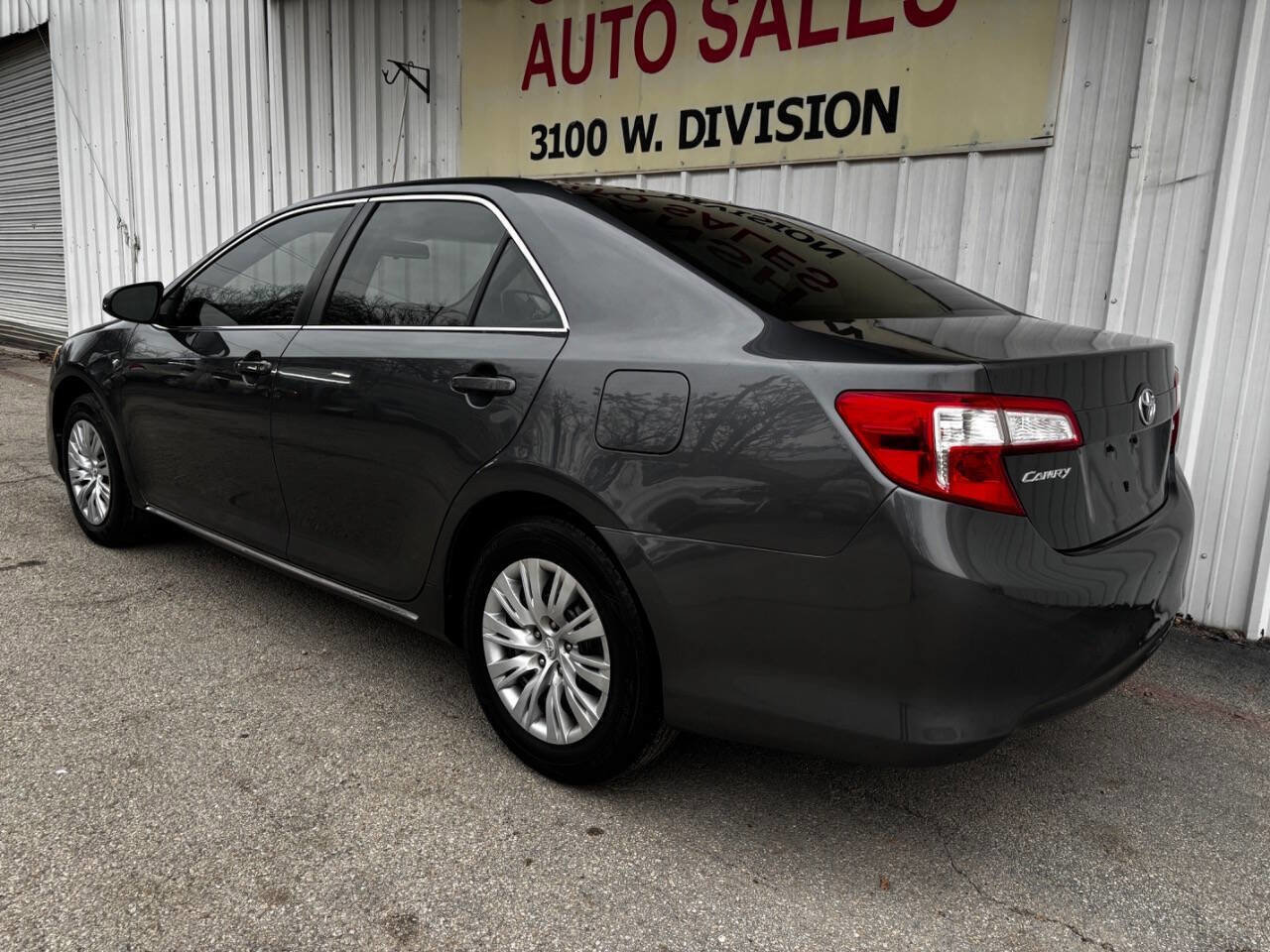 Used 2012 Toyota Camry LE image 6