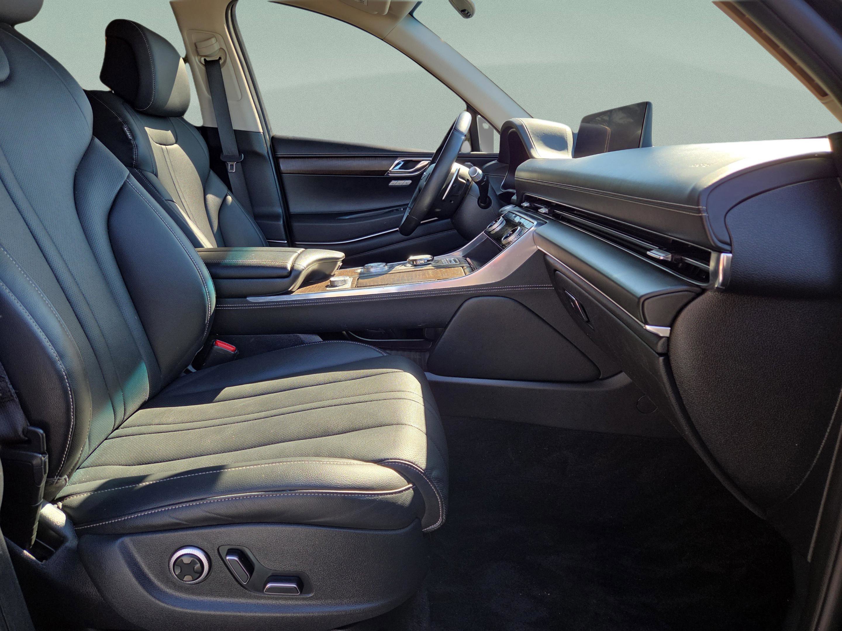 Used 2024 Genesis GV80 2.5T image 41