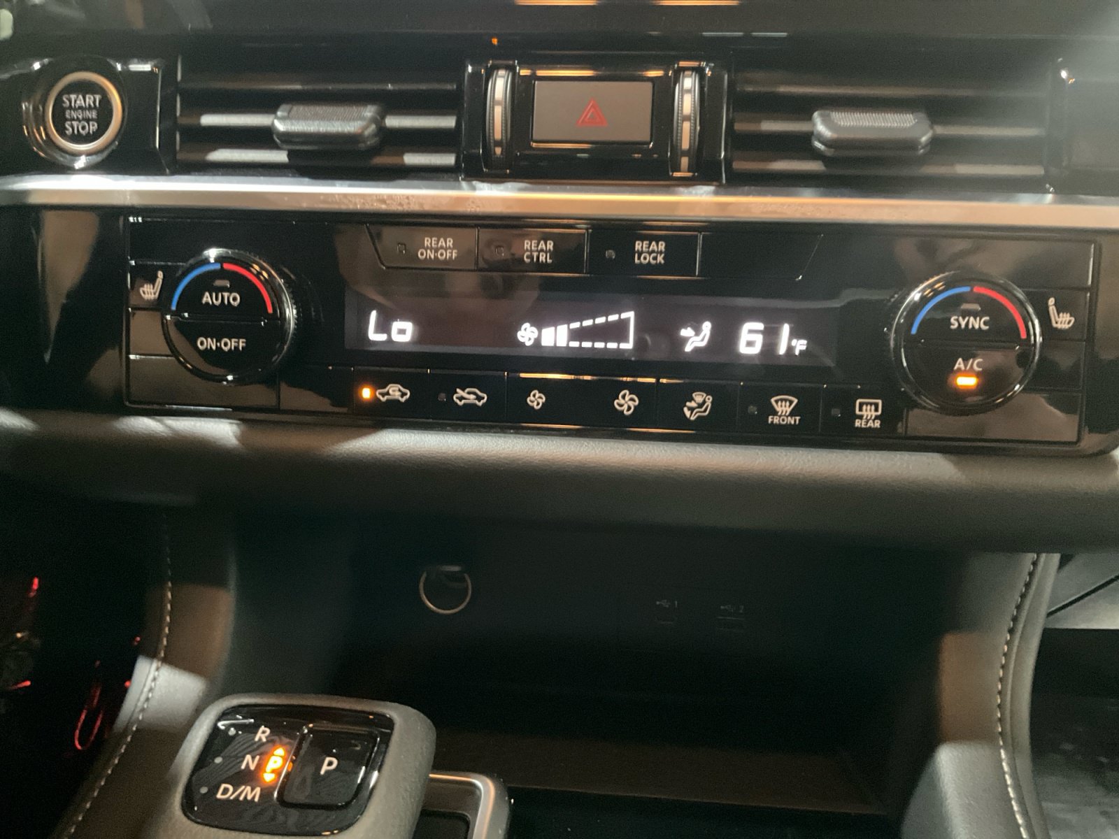 Used 2024 Nissan Pathfinder SV AWD/4WD image 30