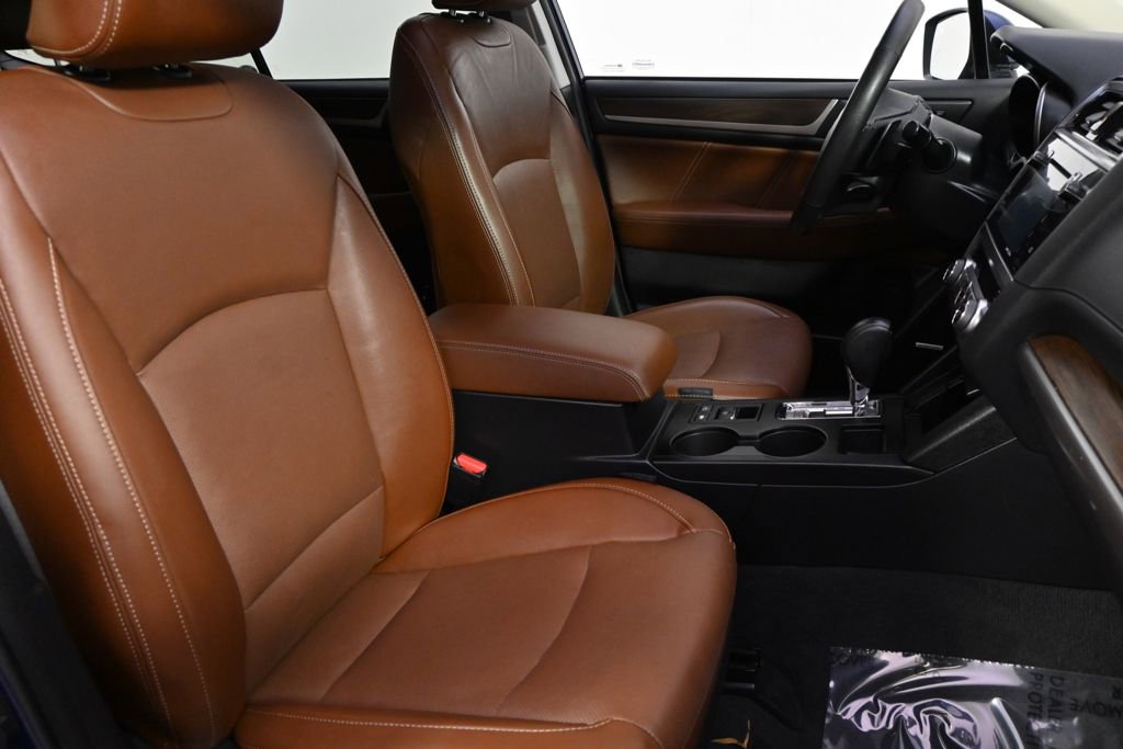 Used 2017 Subaru Outback 3.6R Touring w/ Popular Package #5A image 16