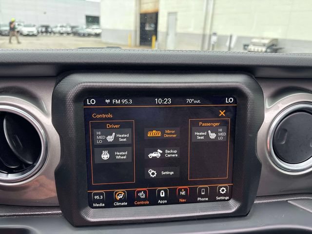 Used 2023 Jeep Wrangler Unlimited Sahara w/ Cold Weather Group AWD/4WD image 22