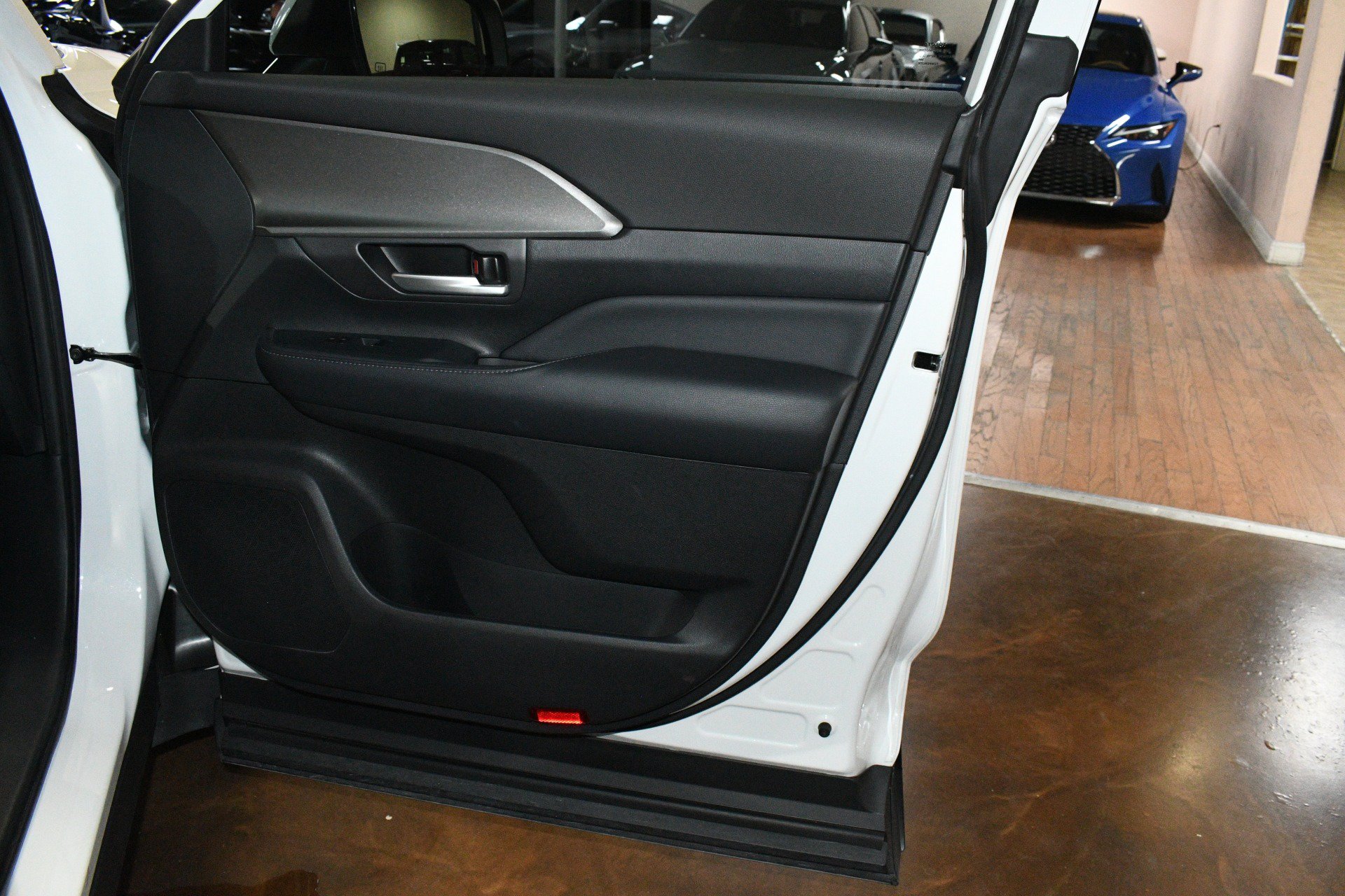Used 2024 Toyota Grand Highlander FWD image 42