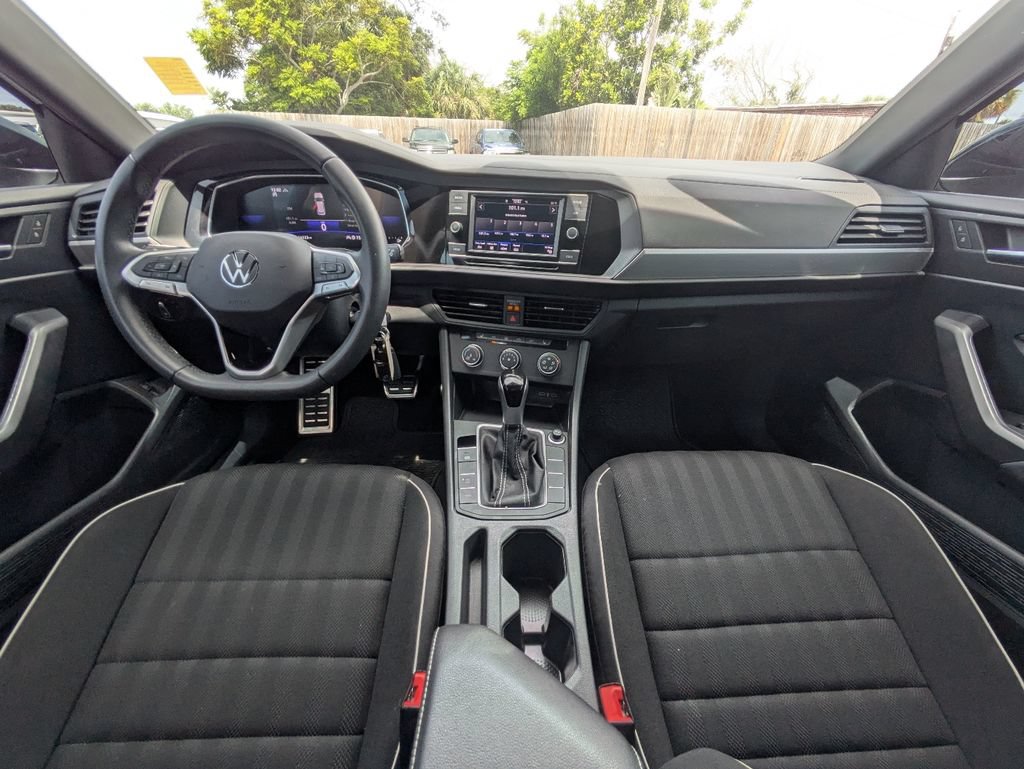 Used 2024 Volkswagen Jetta Sport FWD image 15