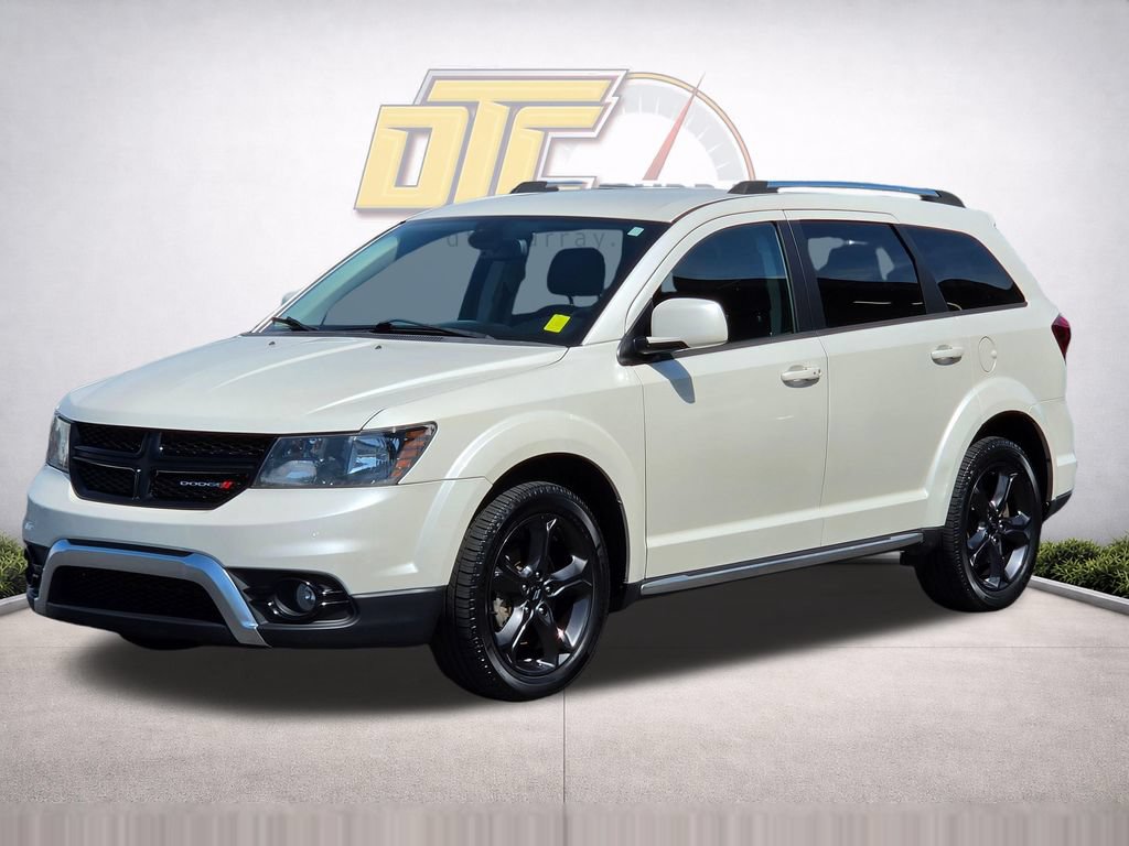 Used 2019 Dodge Journey Crossroad FWD image 2