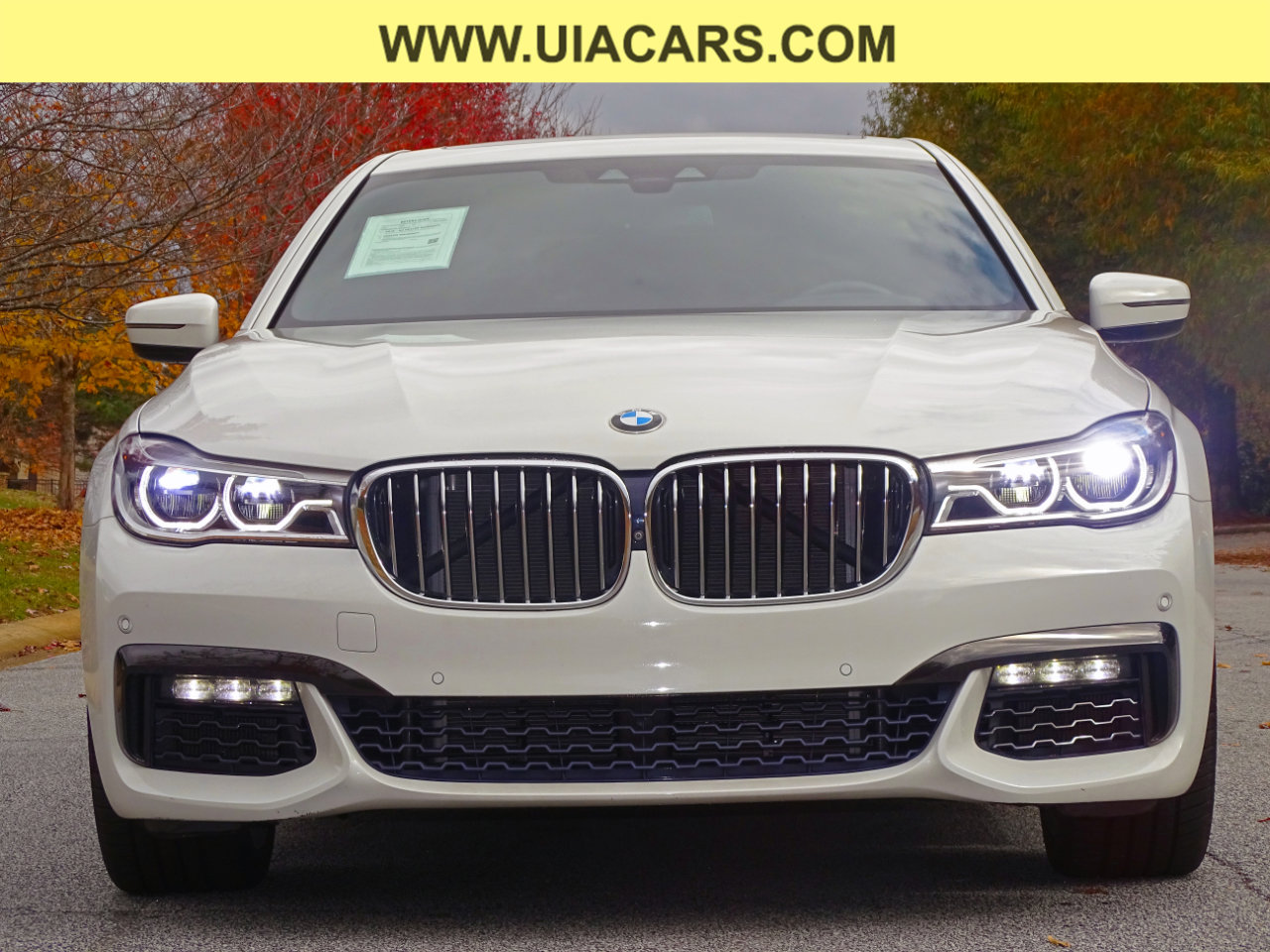 Used 2018 BMW 750i image 4