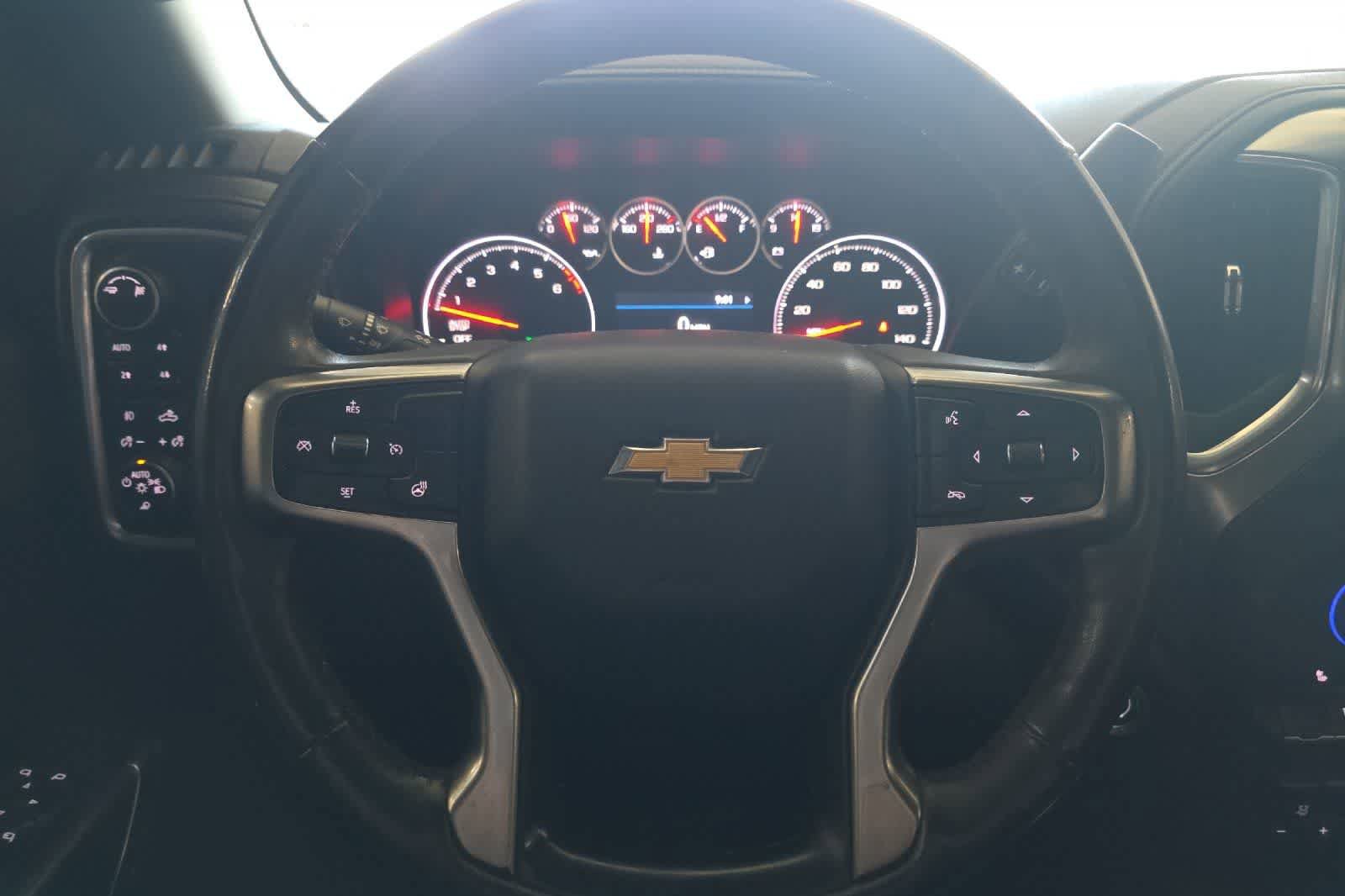 Used 2019 Chevrolet Silverado 1500 LTZ w/ LTZ Texas Edition AWD/4WD image 24
