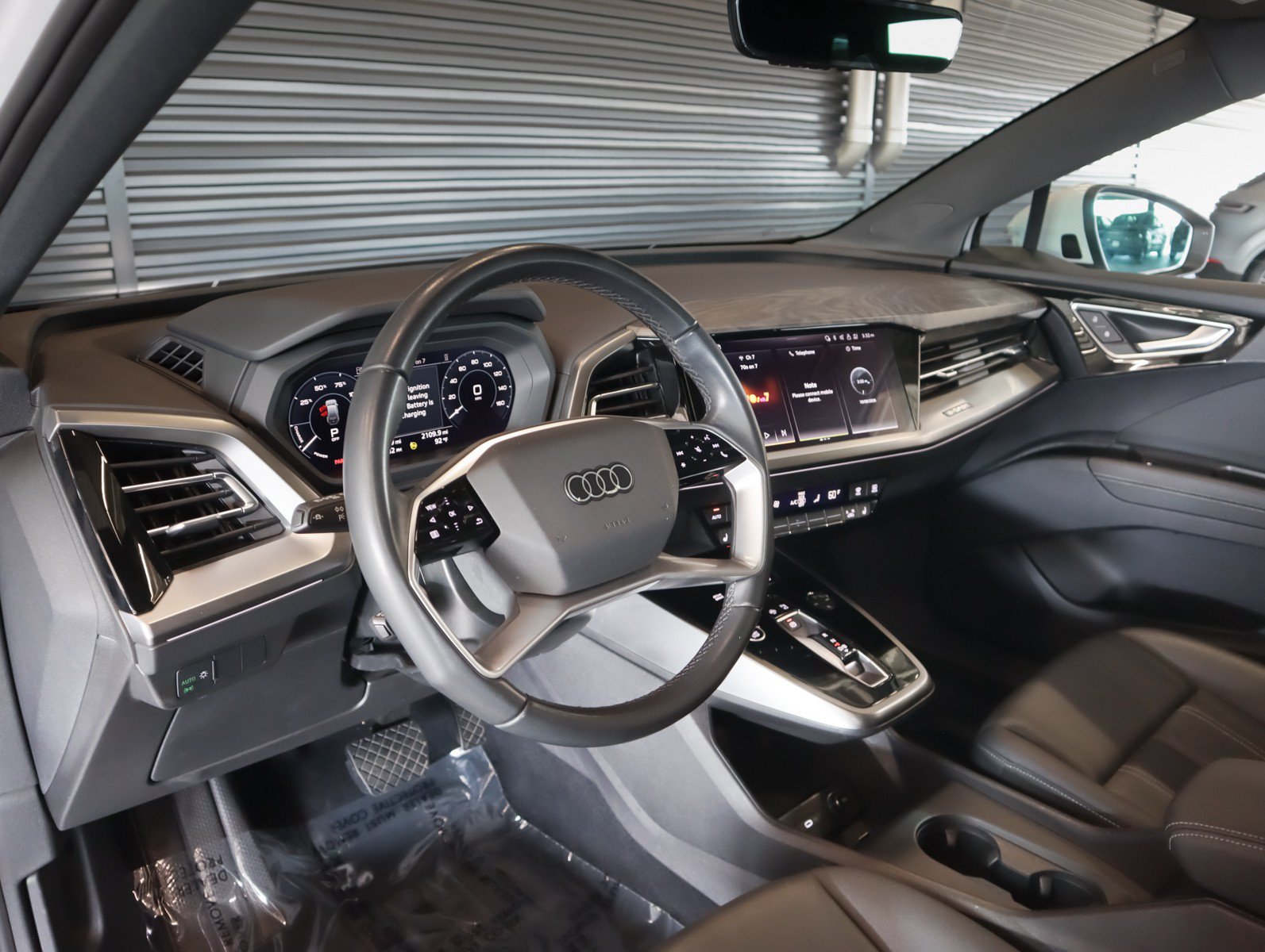 Used 2023 Audi Q4 e-tron Premium w/ Convenience Package AWD/4WD image 16