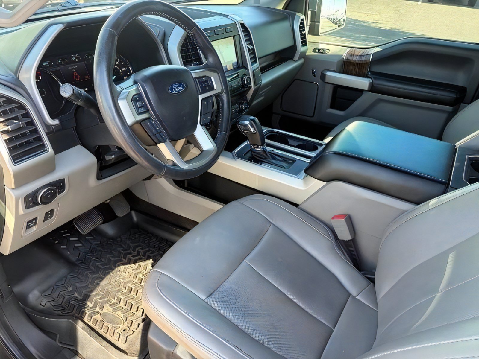 Used 2020 Ford F150 Lariat AWD/4WD image 18