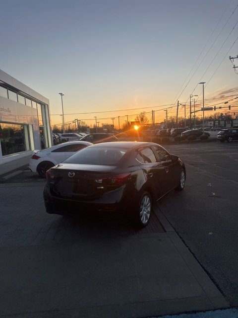 Used 2018 MAZDA MAZDA3 Touring image 12