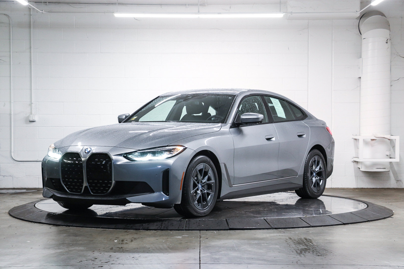 Certified 2023 BMW i4 eDrive40 w/ Parking Assistance Package RWD image 3