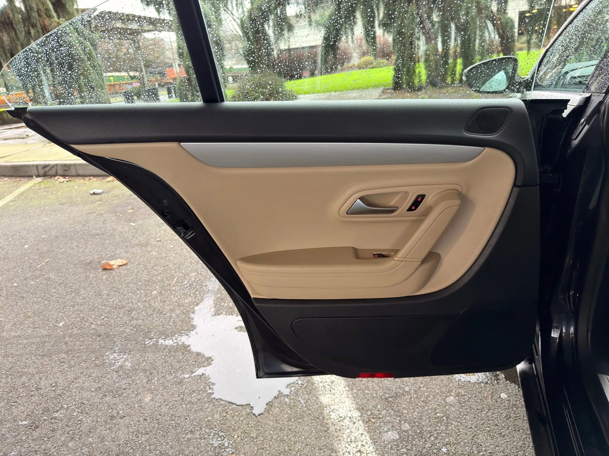 Used 2015 Volkswagen CC Sport image 27