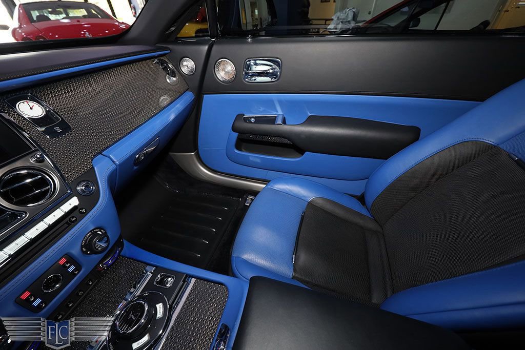 Used 2018 Rolls-Royce Dawn image 22