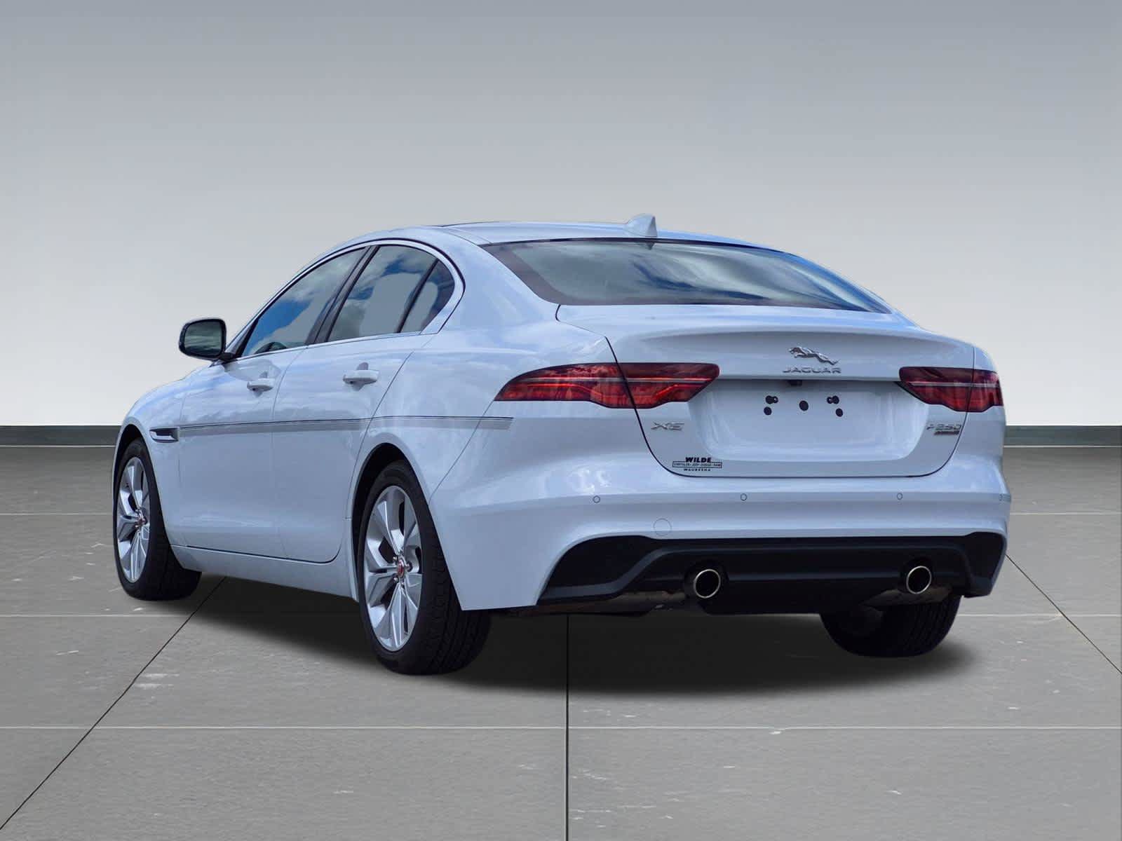 Used 2020 Jaguar XE S AWD/4WD image 4