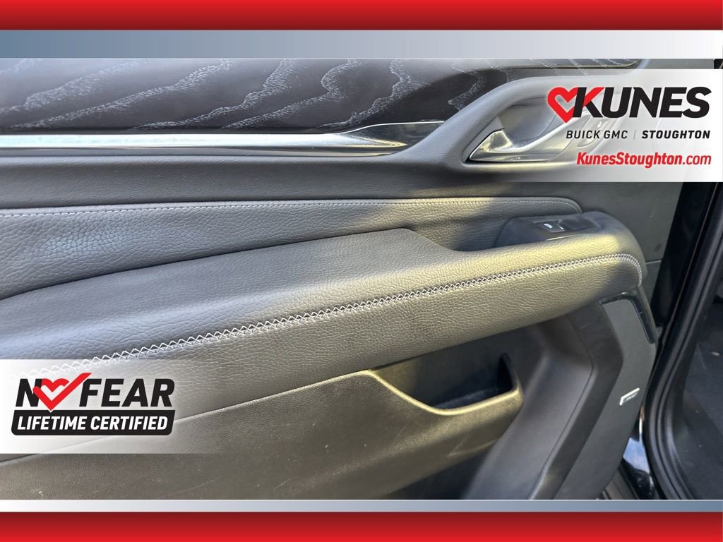 Used 2023 GMC Yukon XL Denali image 38