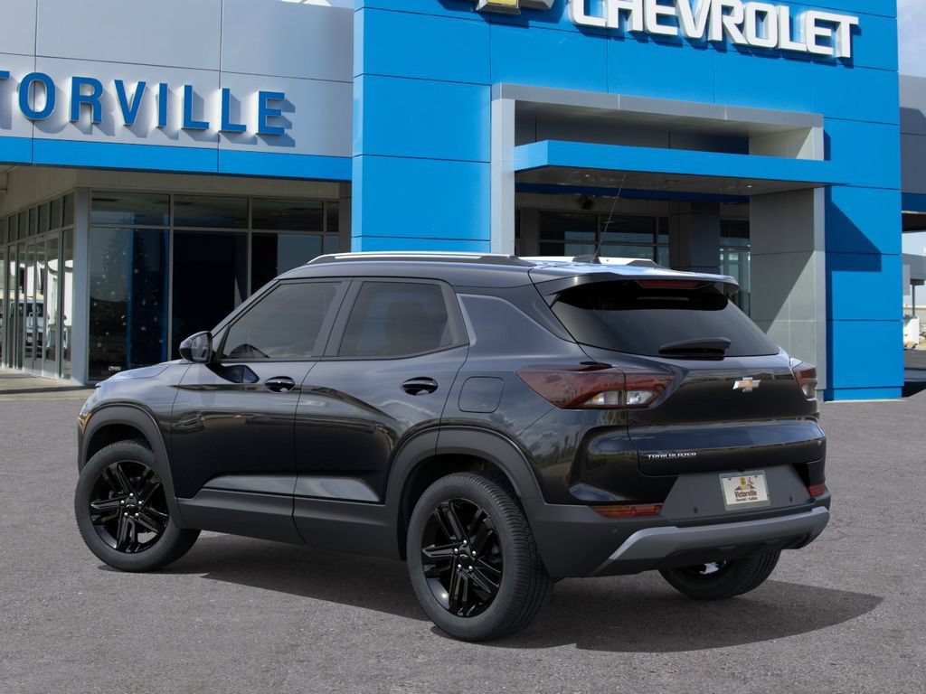 New 2026 Chevrolet TrailBlazer LT w/ Midnight Edition FWD image 3