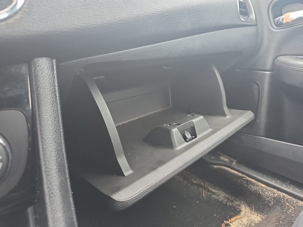 Used 2013 Chrysler 200 Touring image 25