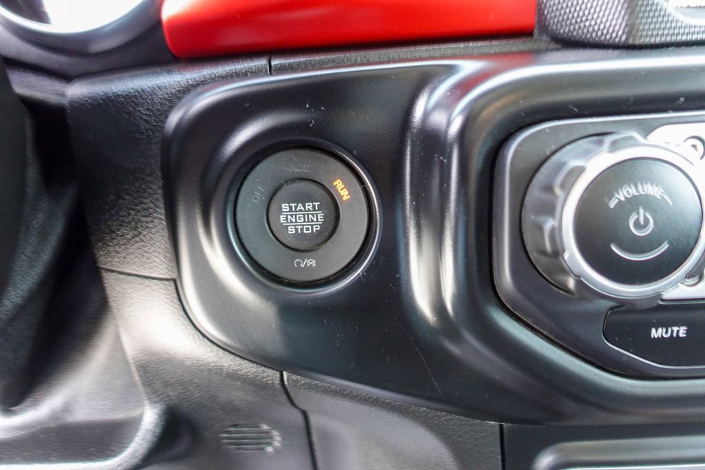Used 2021 Jeep Gladiator Rubicon image 21