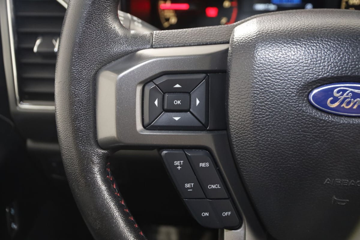 Used 2019 Ford F150 XLT w/ Equipment Group 302A Luxury AWD/4WD image 32