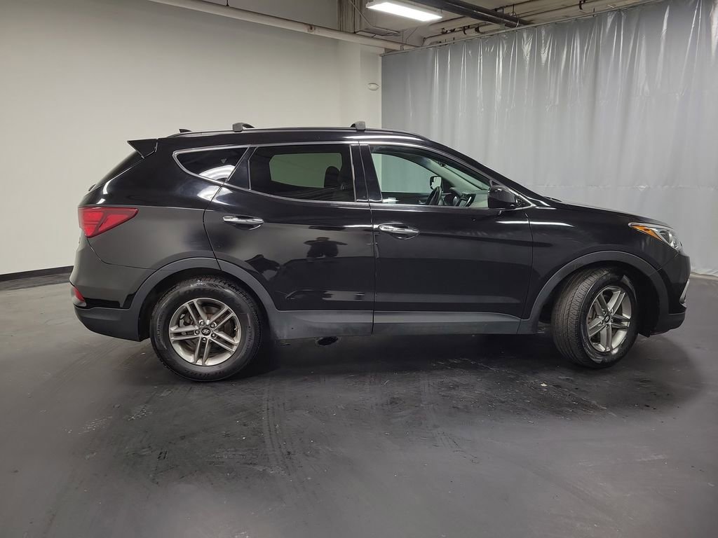 Used 2017 Hyundai Santa Fe Sport image 10