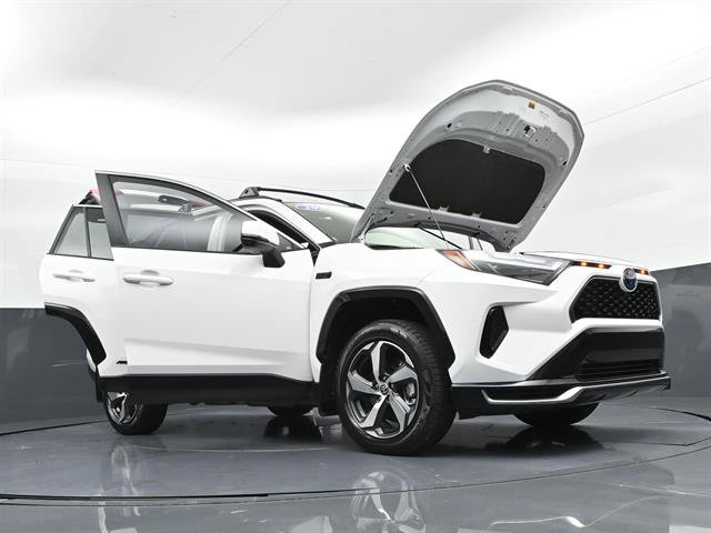 Certified 2024 Toyota RAV4 SE w/ Weather & Moonroof Package AWD/4WD image 46