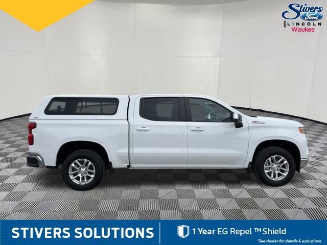 Used 2023 Chevrolet Silverado 1500 LT AWD/4WD image 5