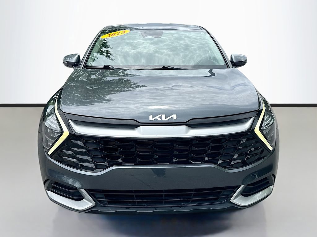 Used 2023 Kia Sportage EX FWD image 2