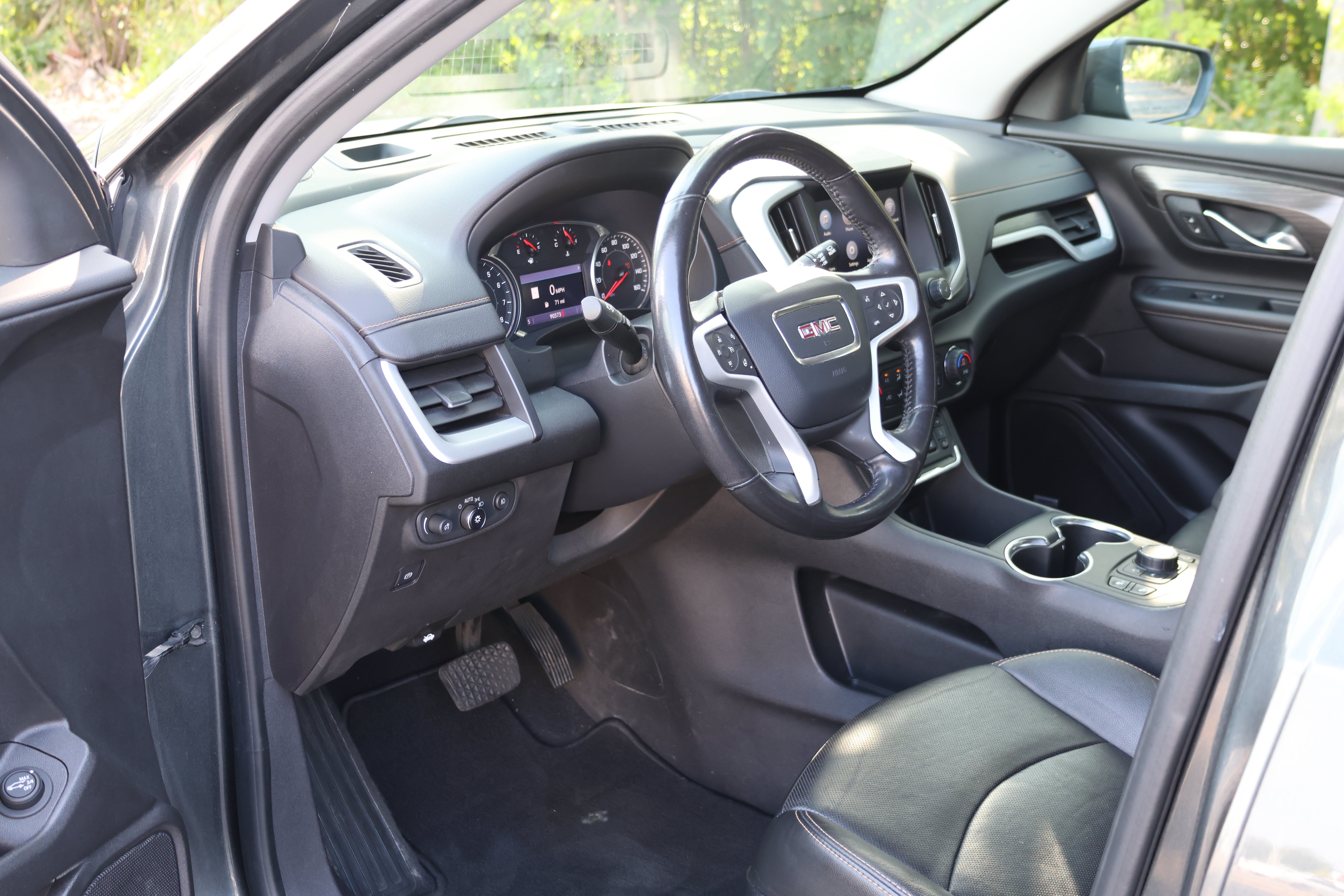 Used 2020 GMC Terrain SLT w/ Preferred Package AWD/4WD image 24