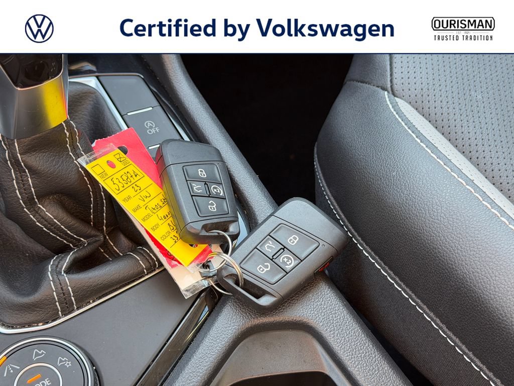 Certified 2023 Volkswagen Taos SEL AWD/4WD image 20