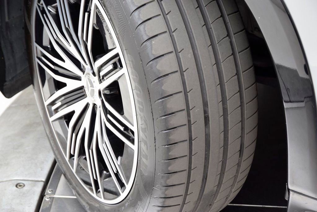 Certified 2023 Mercedes-Benz EQS 580 4MATIC SUV image 30