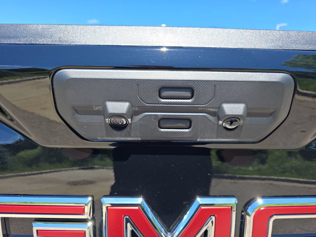 New 2026 GMC Sierra 1500 Denali AWD/4WD image 13