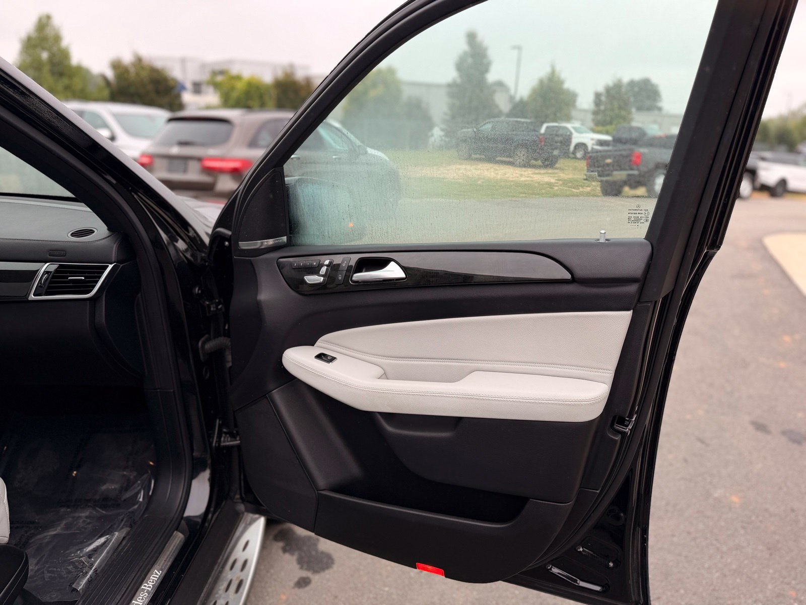 Used 2019 Mercedes-Benz GLS 450 4MATIC image 19
