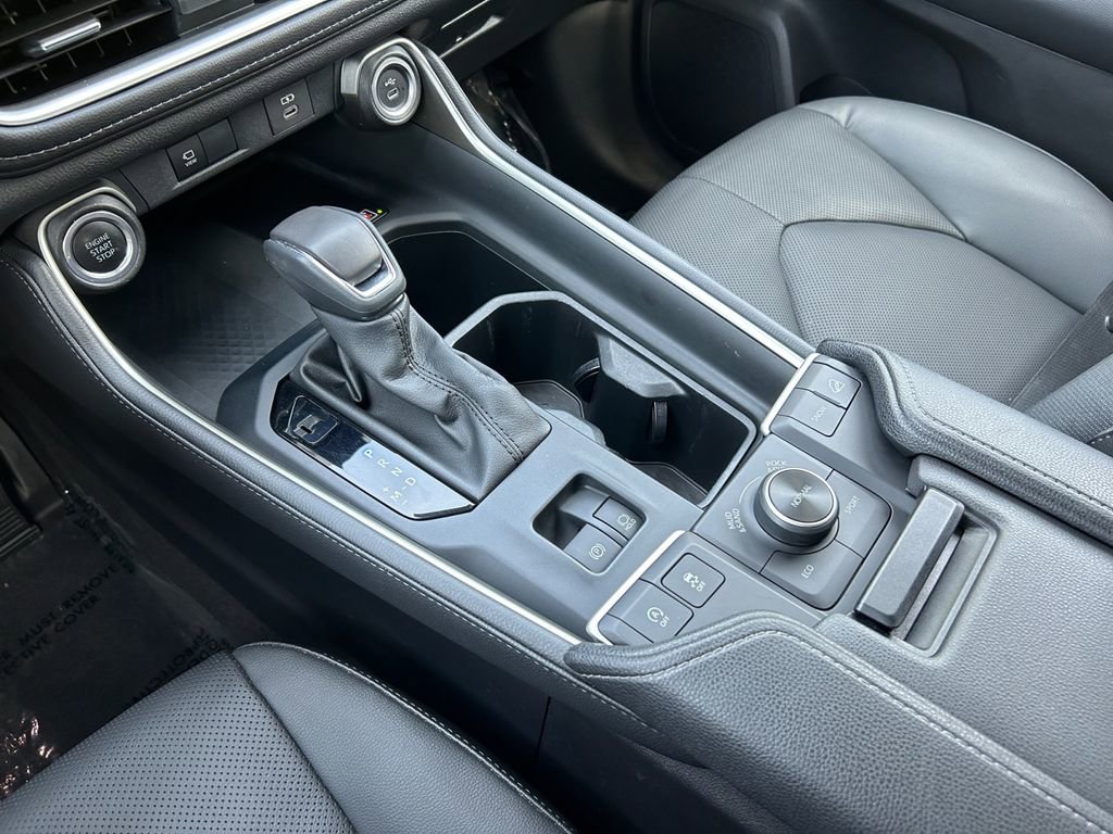 Used 2024 Toyota Grand Highlander Platinum image 20