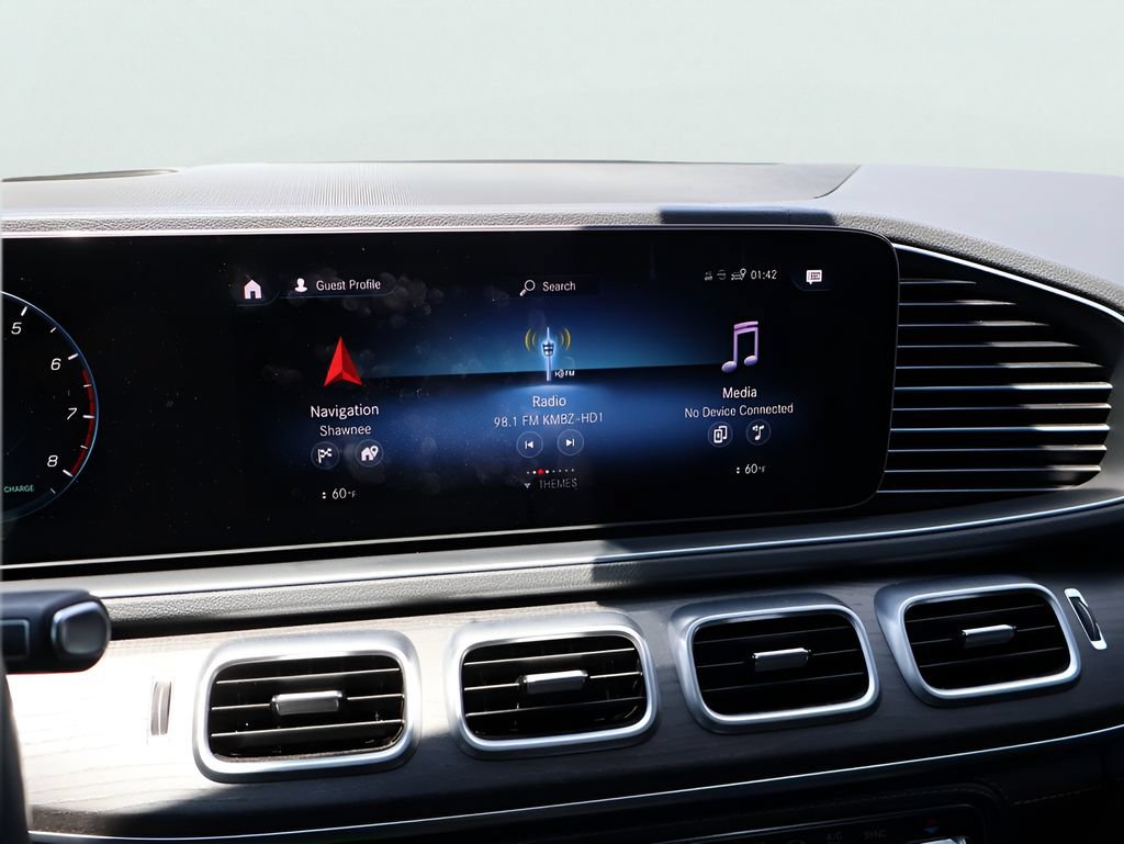 Certified 2022 Mercedes-Benz GLS 450 4MATIC image 23