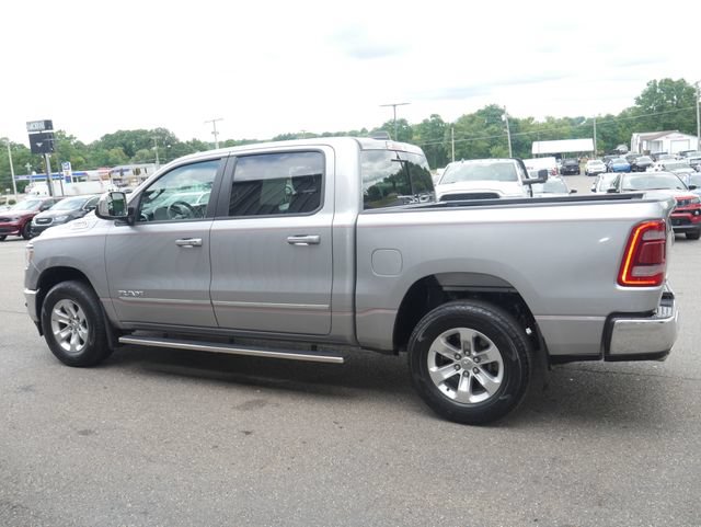 Used 2024 RAM 1500 Laramie AWD/4WD image 11