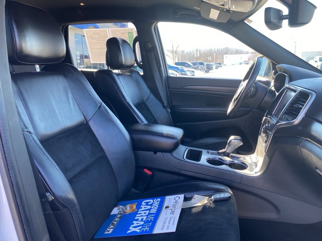 Used 2018 Jeep Grand Cherokee Altitude image 11