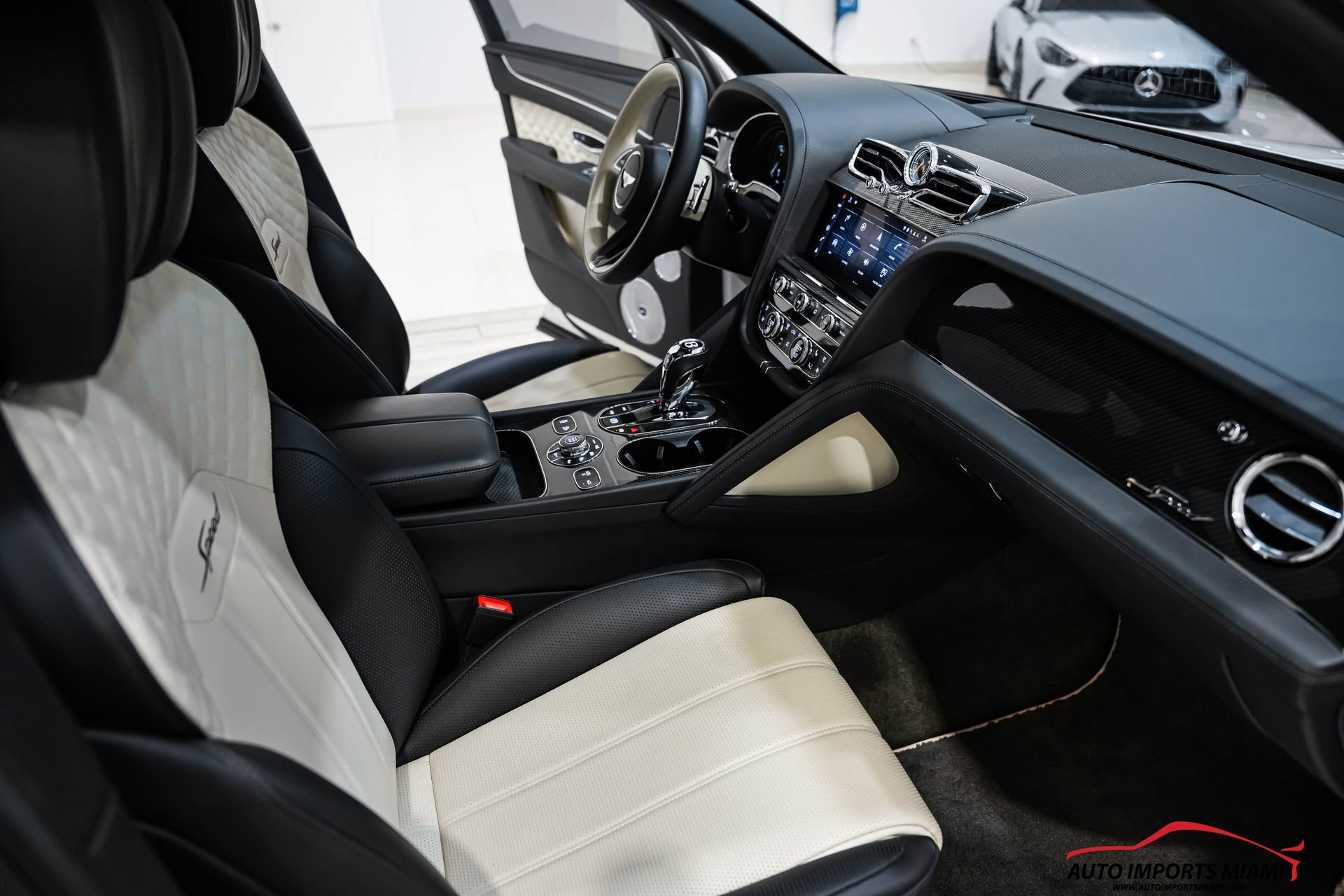 Used 2022 Bentley Bentayga Speed image 12