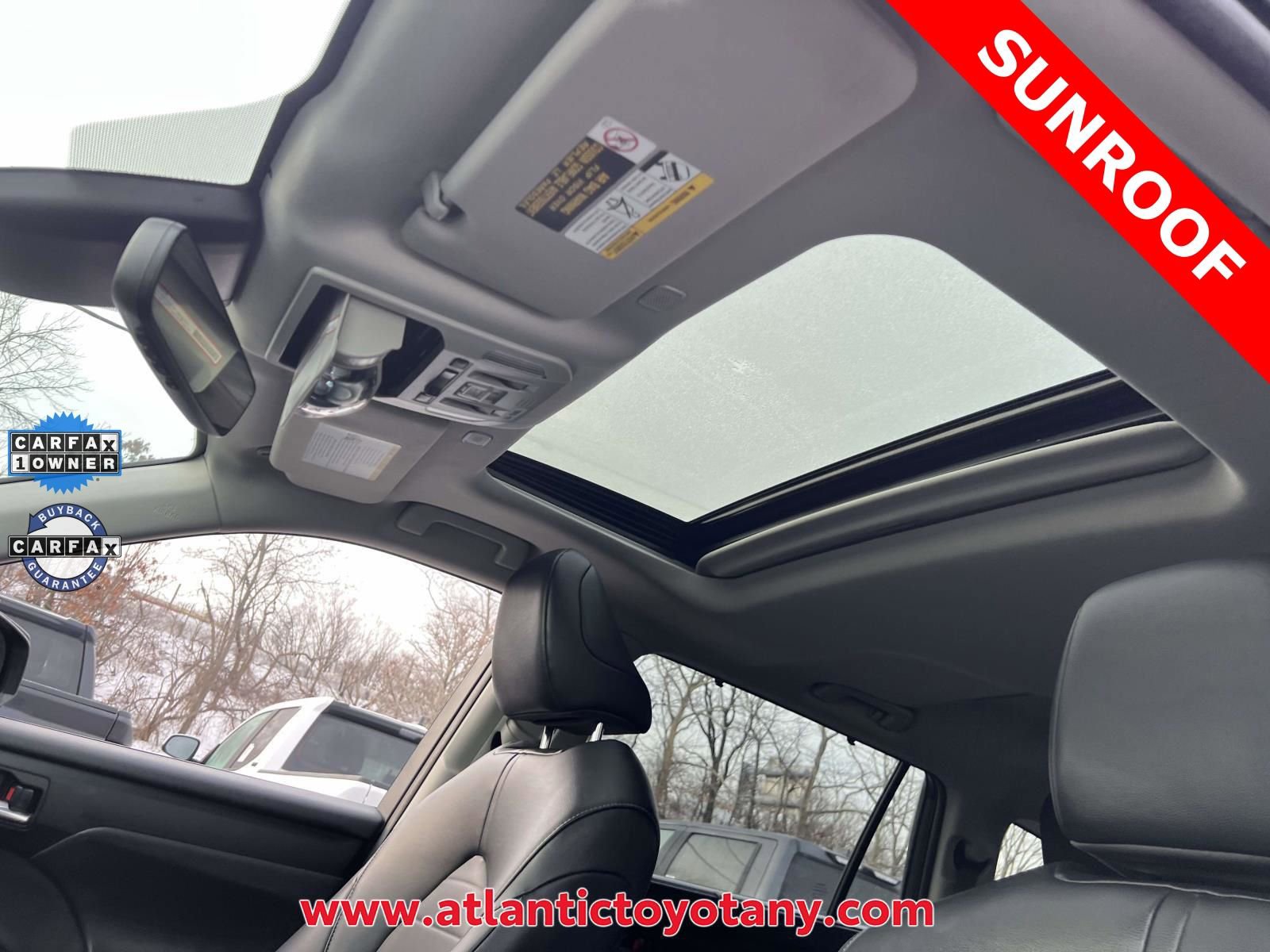 Used 2023 Toyota Highlander XLE image 16