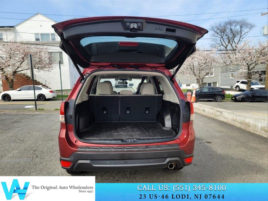 Used 2019 Subaru Forester Limited AWD/4WD image 16