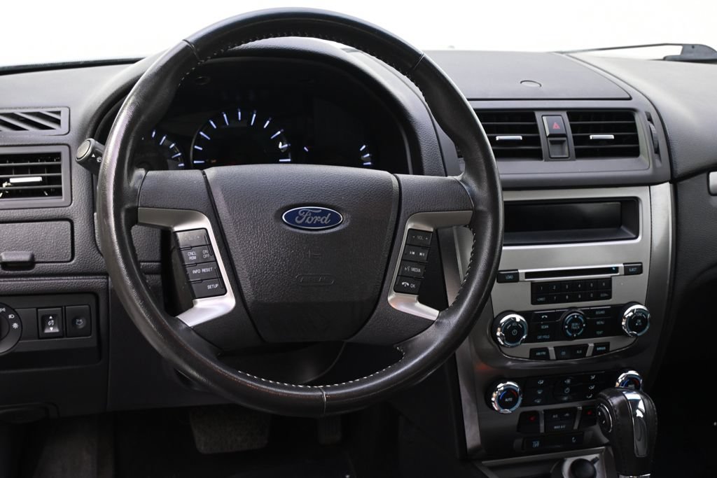 Used 2012 Ford Fusion SEL FWD image 12