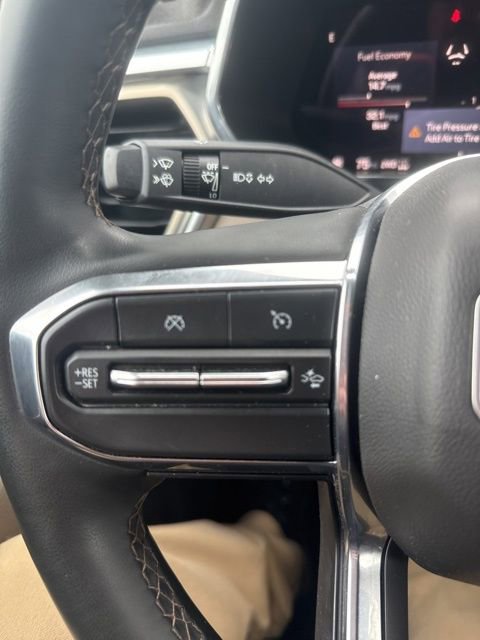 Used 2023 GMC Canyon Denali image 22