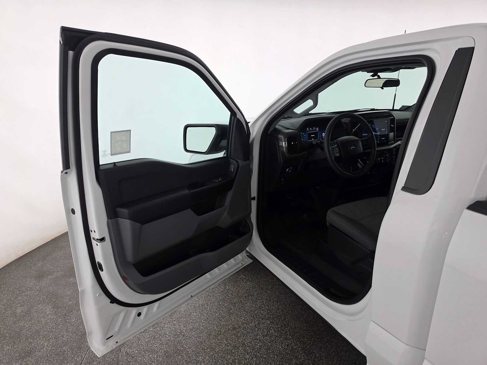 Used 2024 Ford F150 XL w/ Equipment Group 103A High RWD image 16