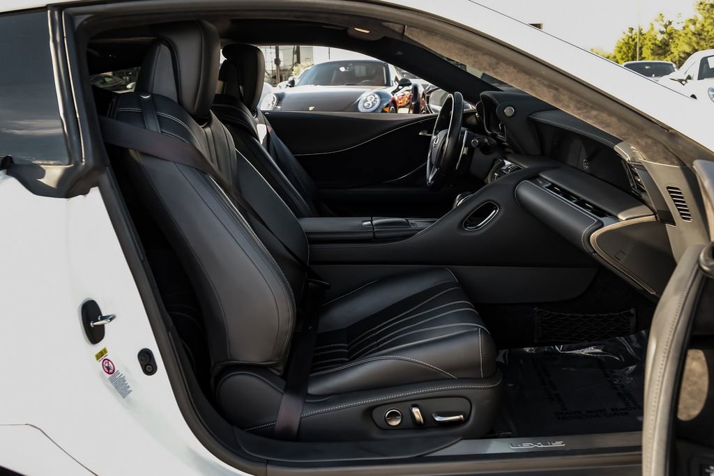 Used 2018 Lexus LC 500 Coupe w/ Touring Package RWD image 40