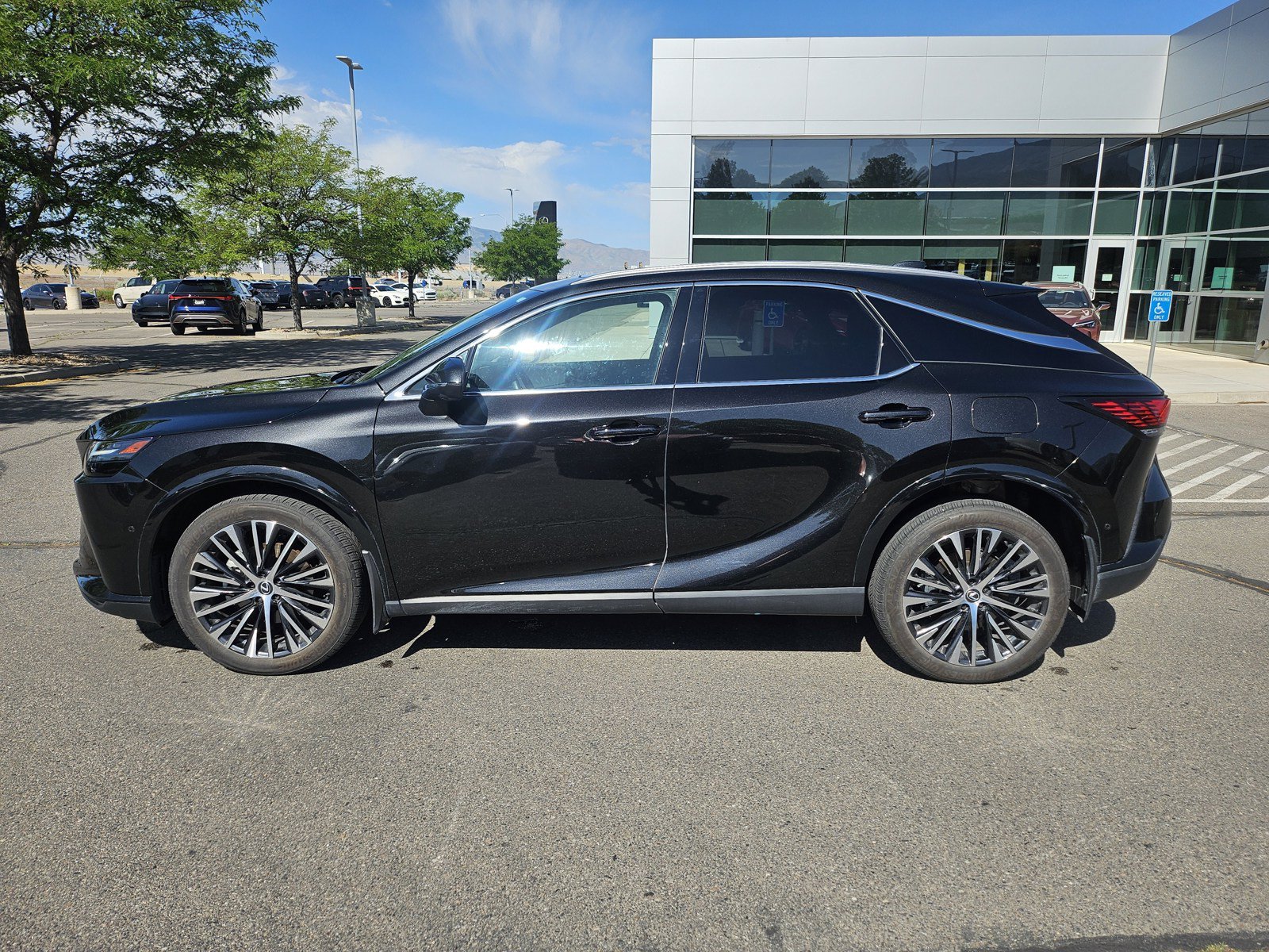 Used 2024 Lexus RX 350 Premium Plus w/ Convenience Package AWD/4WD image 9